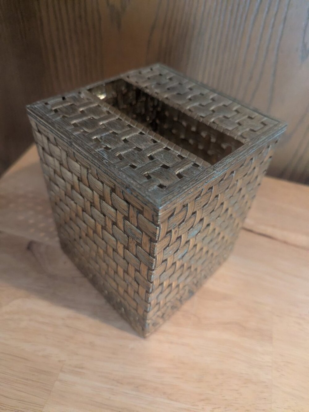 VTG Stylebuilt Gold Metal Square Tissue Box Cover Basket Weave Hollywood Regency